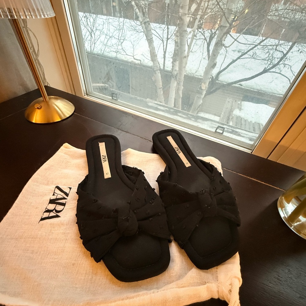Zara Elegant Black Bow Slide Sandals
